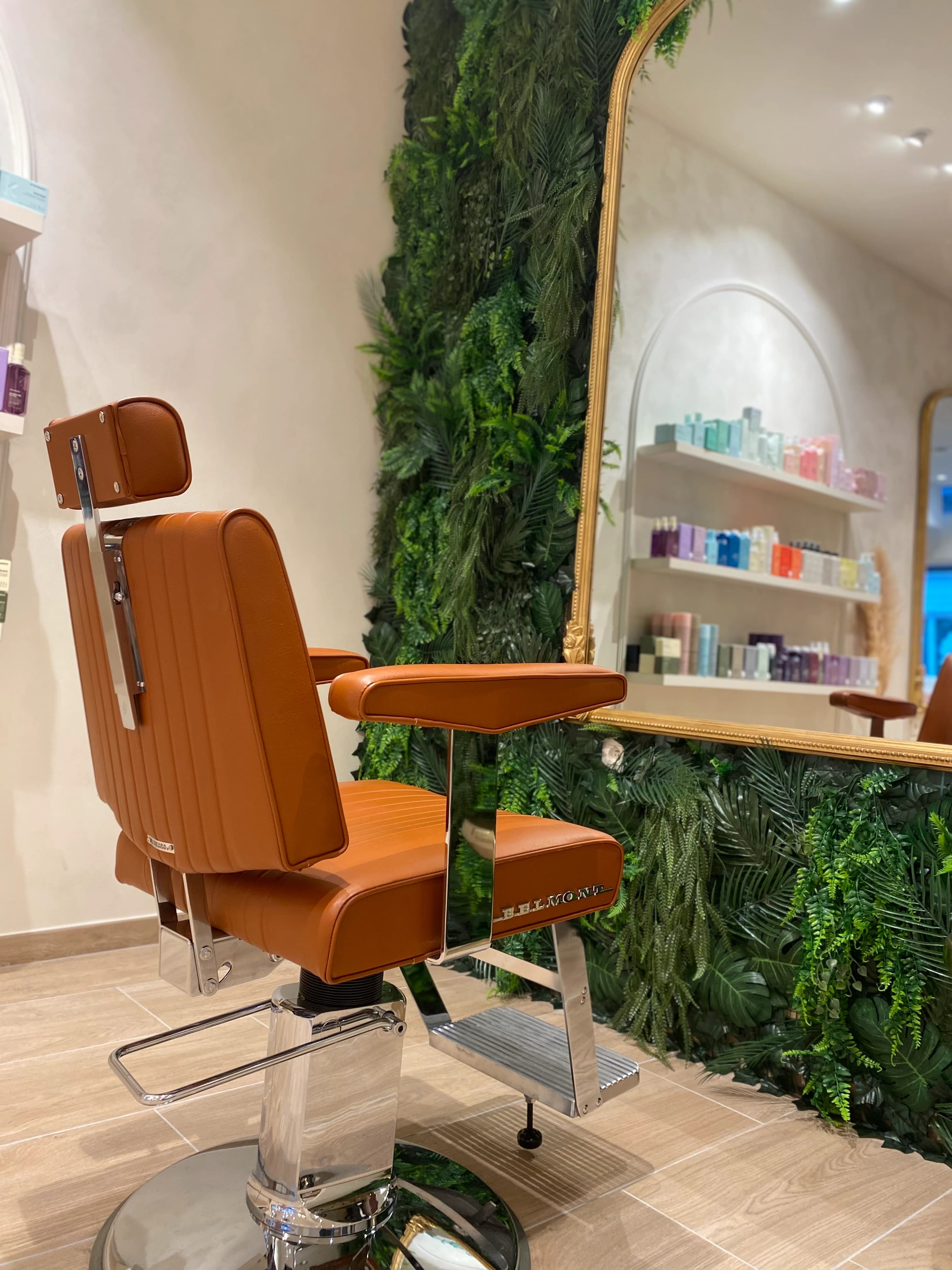 Kapstoel bij Barlook, kapper Brugge centrum